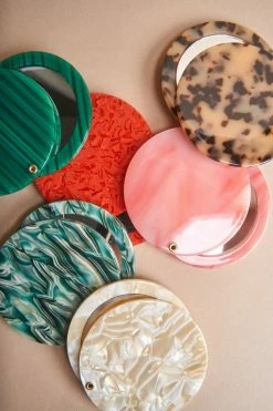 Machete Circle Mirror In Mango Tortoise