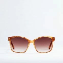 Machete Jenny Sunglasses In Light Tortoise Stripe