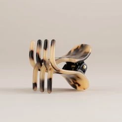 Machete THE SPOTLIGHT Mini Claw In Blonde Tortoise