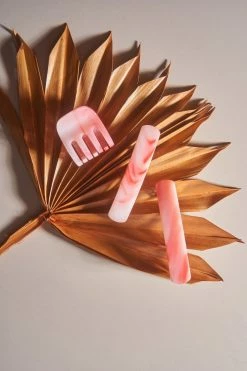 Machete Mini Claw In Bright Pink