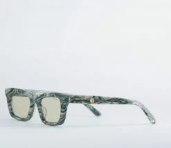 Machete Ruby - Sunglasses In Stromanthe