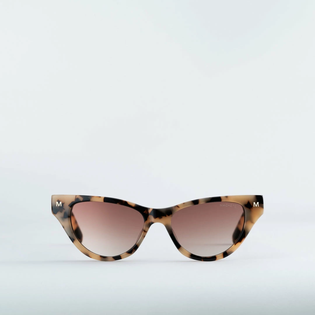 Machete Suzy - Sunglasses In Blonde Tortoise THE SPOTLIGHT 3 Machete Suzy - Sunglasses In Blonde Tortoise THE SPOTLIGHT