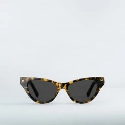 Machete Suzy - Sunglasses In Classic Tortoise THE SPOTLIGHT