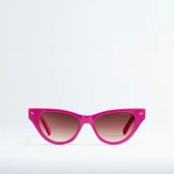 Machete Suzy Sunglasses In Neon Pink Eyewear